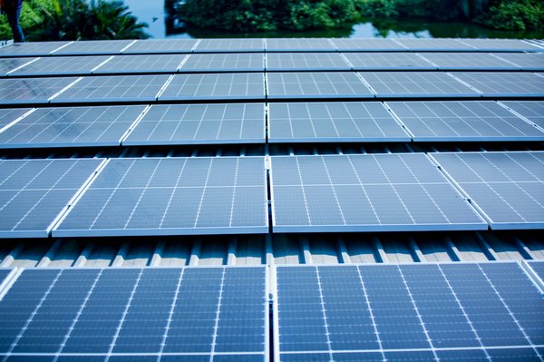 Installer des panneaux solaires à rennes : guide complet